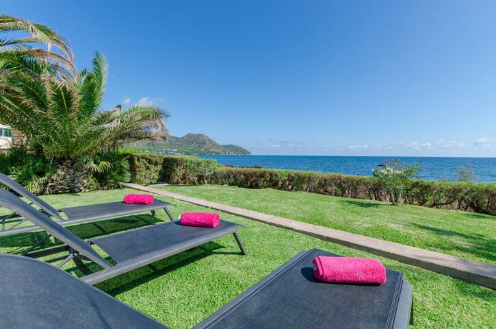 Port Nou gallery image 5