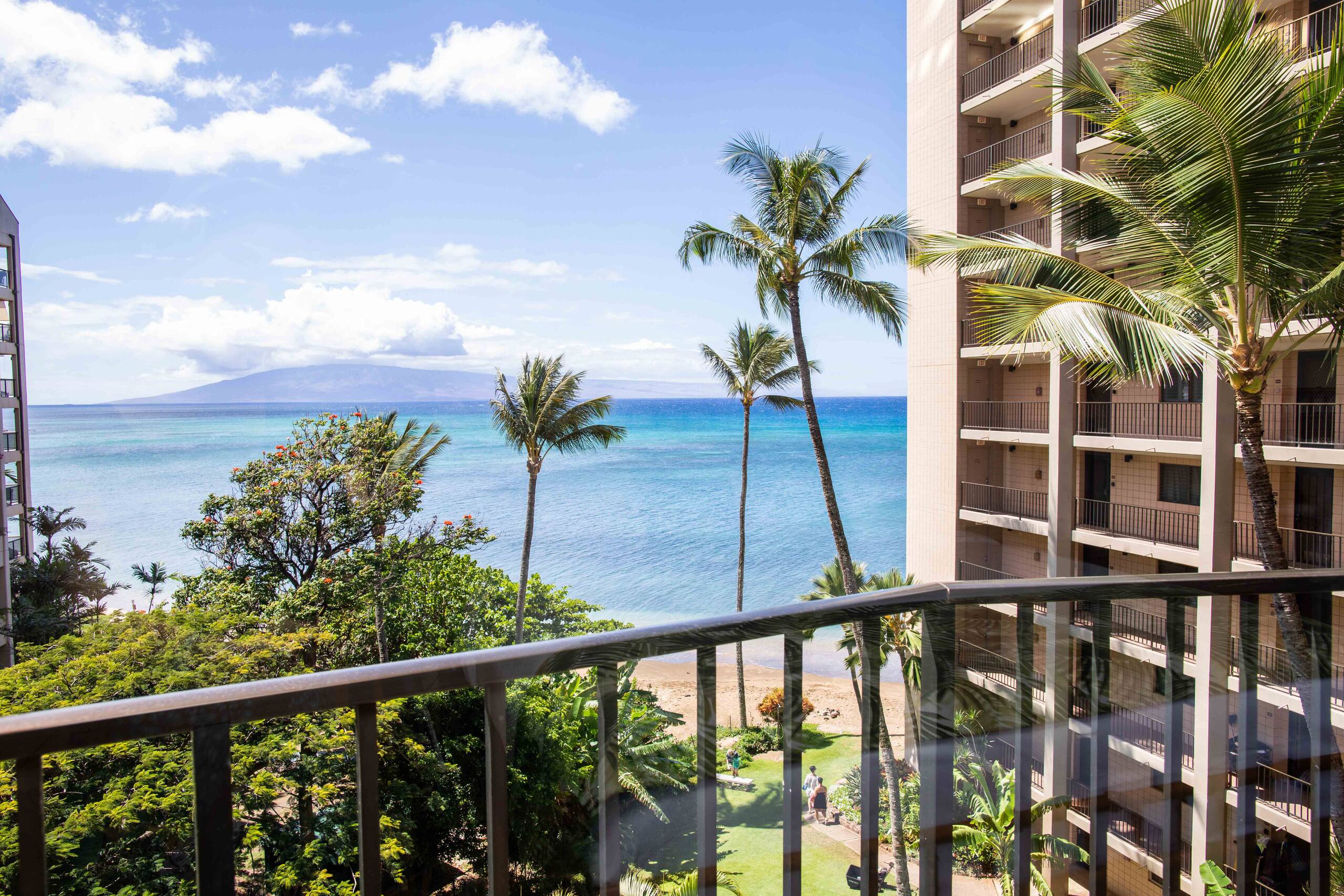 Condo in Lahaina · ★4.77 · 1 bedroom · 2 beds · 1 bath - Image 22