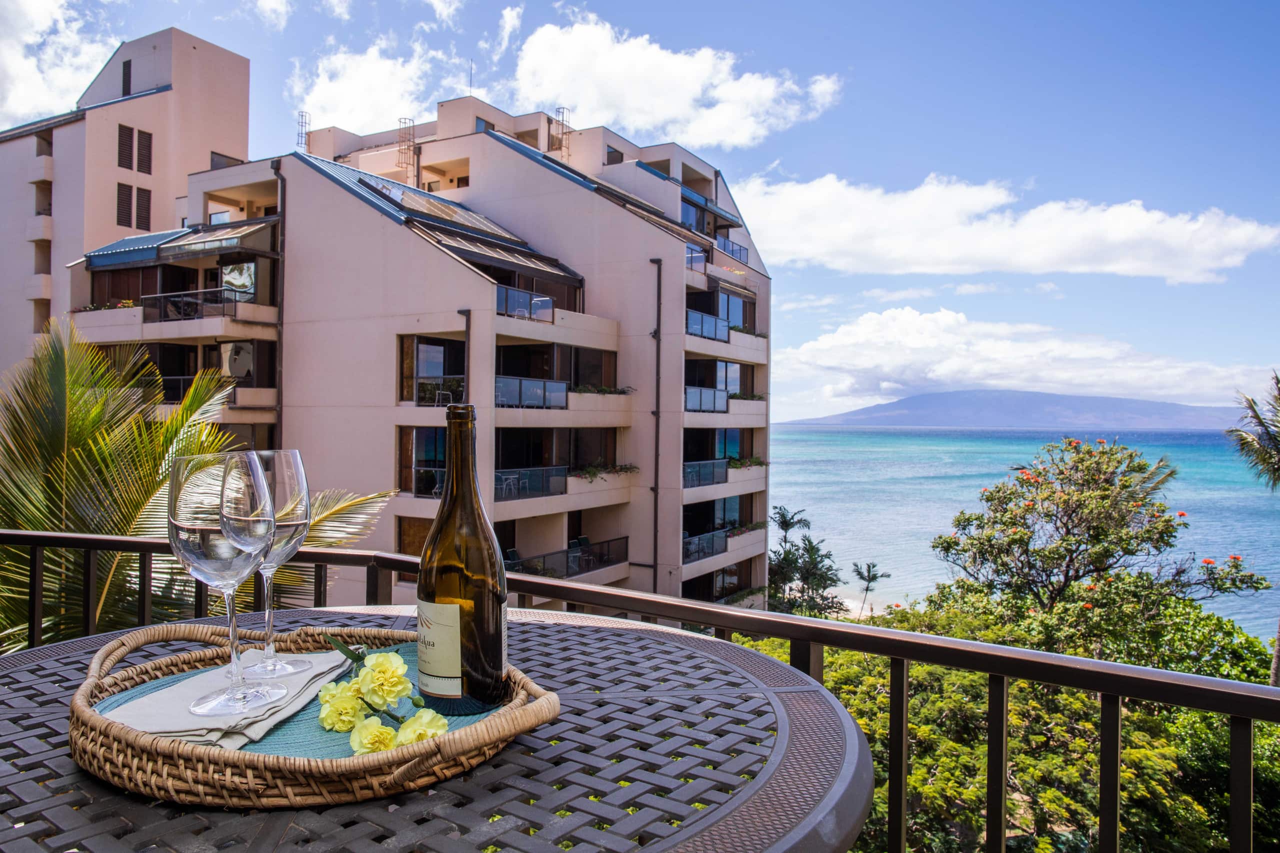 Condo in Lahaina · ★4.77 · 1 bedroom · 2 beds · 1 bath - Image 20