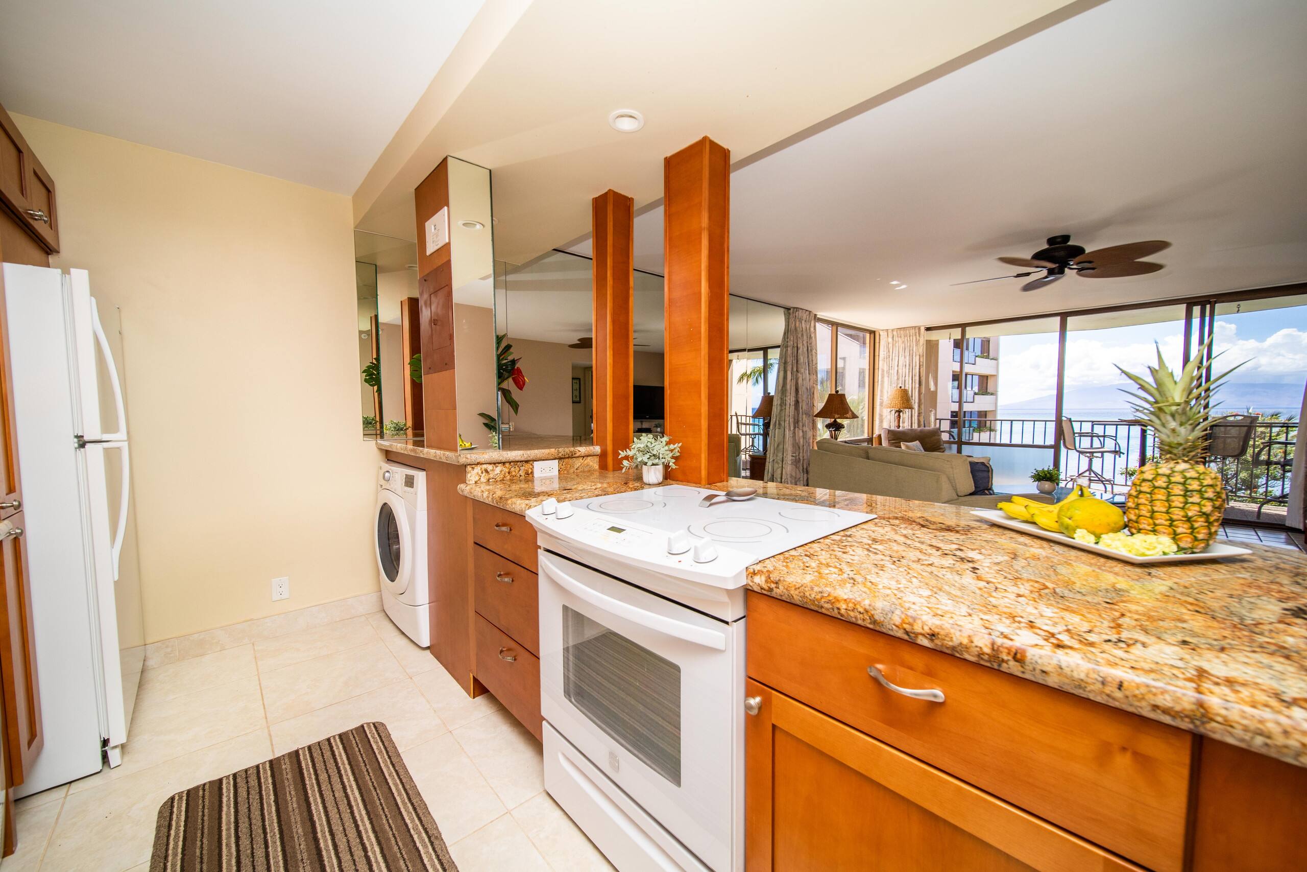 Condo in Lahaina · ★4.77 · 1 bedroom · 2 beds · 1 bath - Image 9