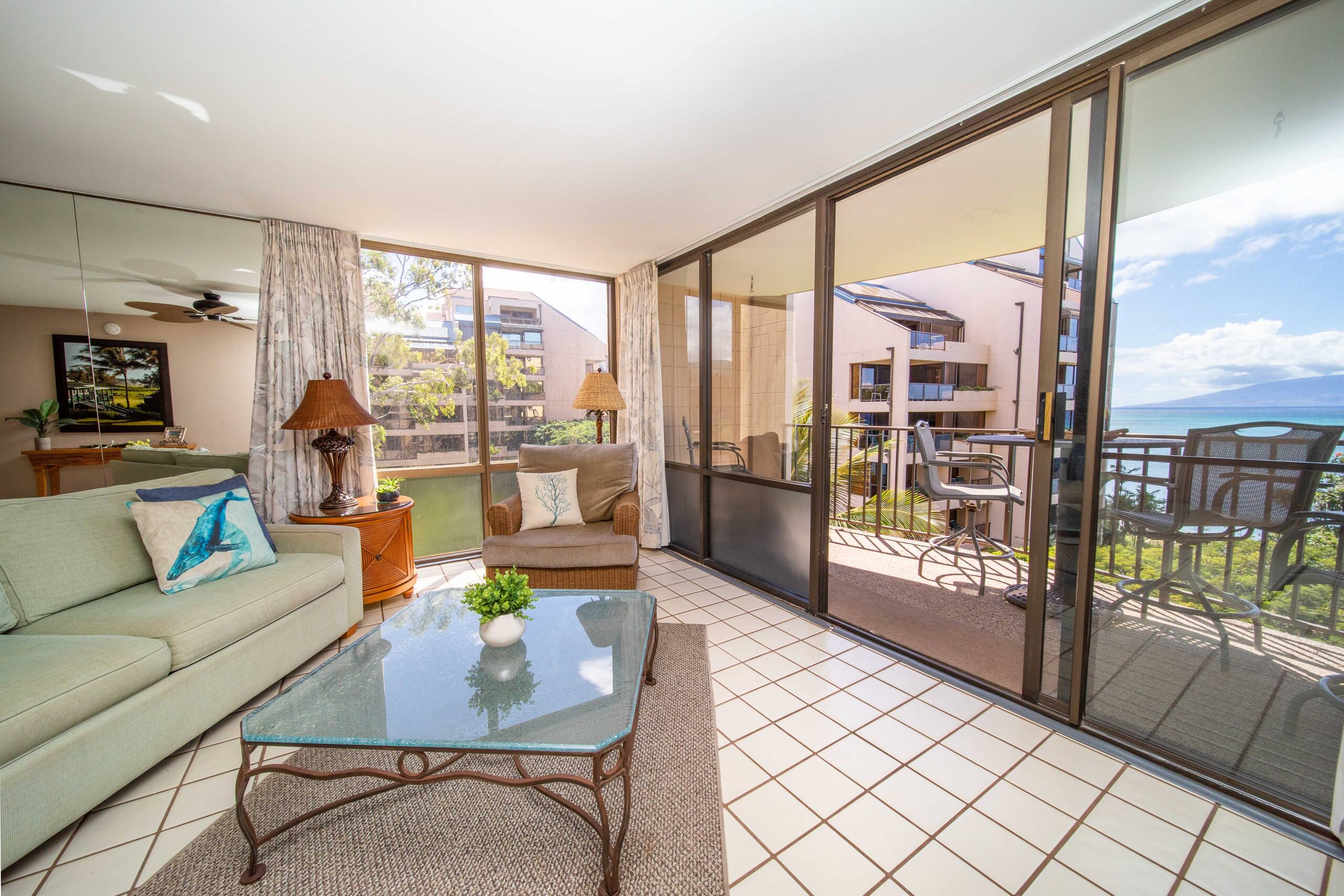 Condo in Lahaina · ★4.77 · 1 bedroom · 2 beds · 1 bath - Image 5