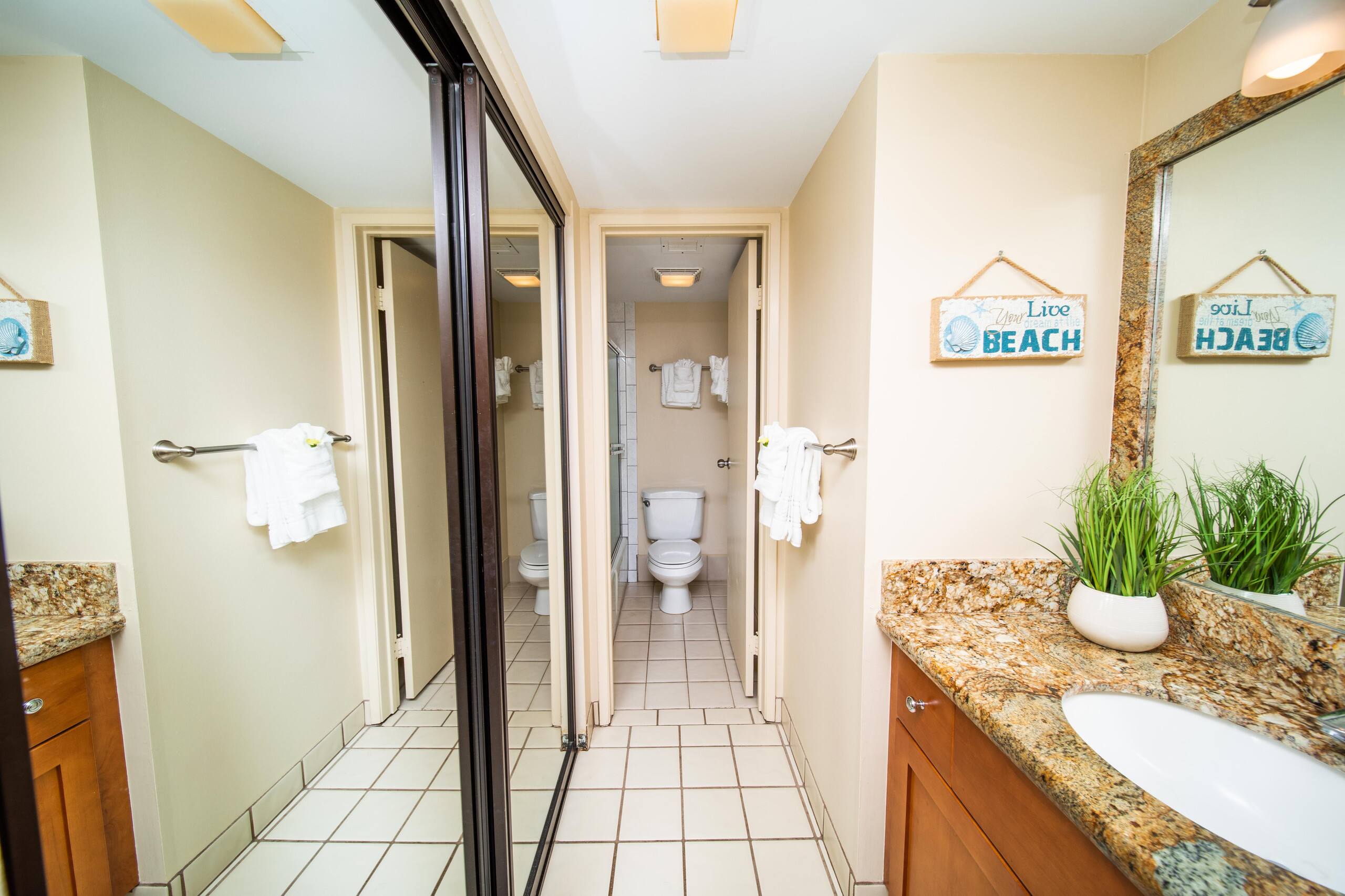Condo in Lahaina · ★4.77 · 1 bedroom · 2 beds · 1 bath - Image 19