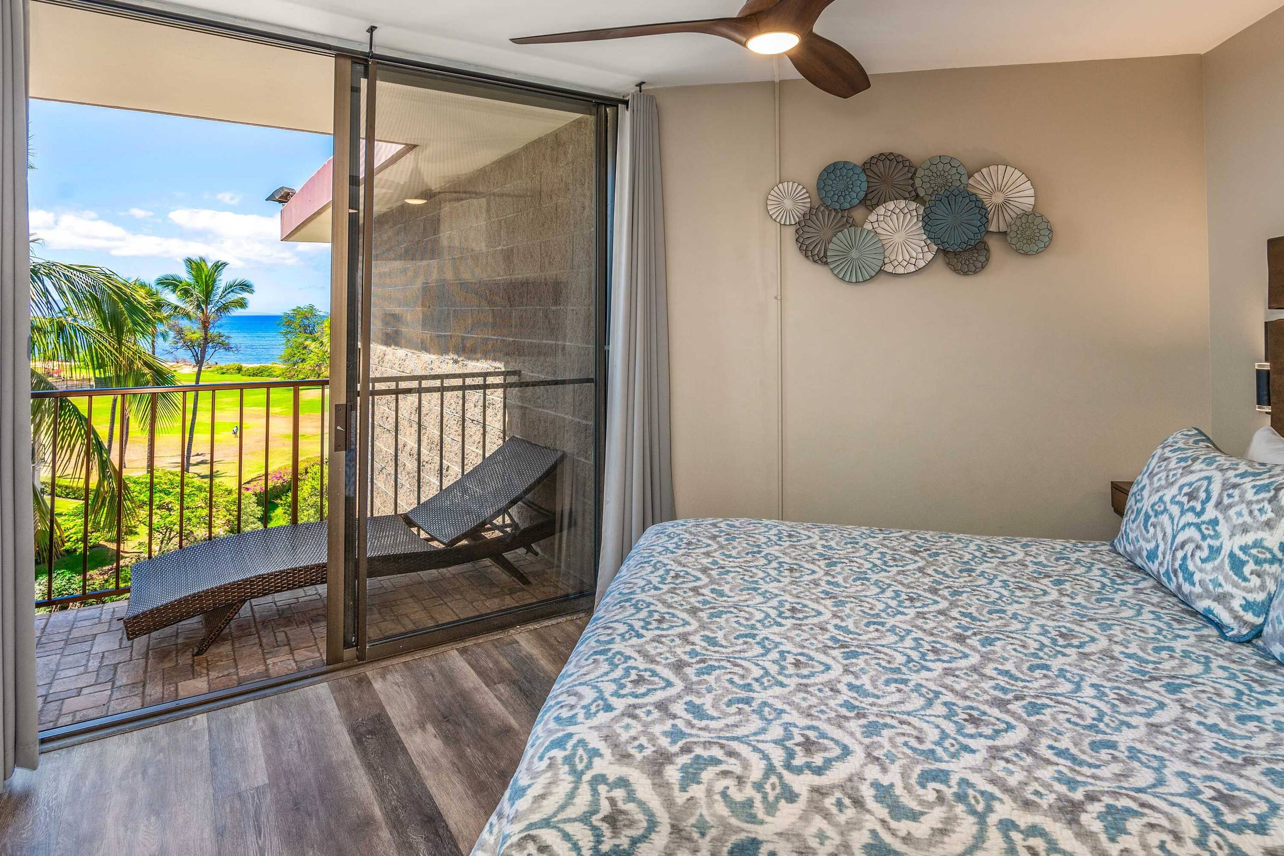 Condo in Kihei · ★4.95 · 1 bedroom · 2 beds · 1 bath - Image 8
