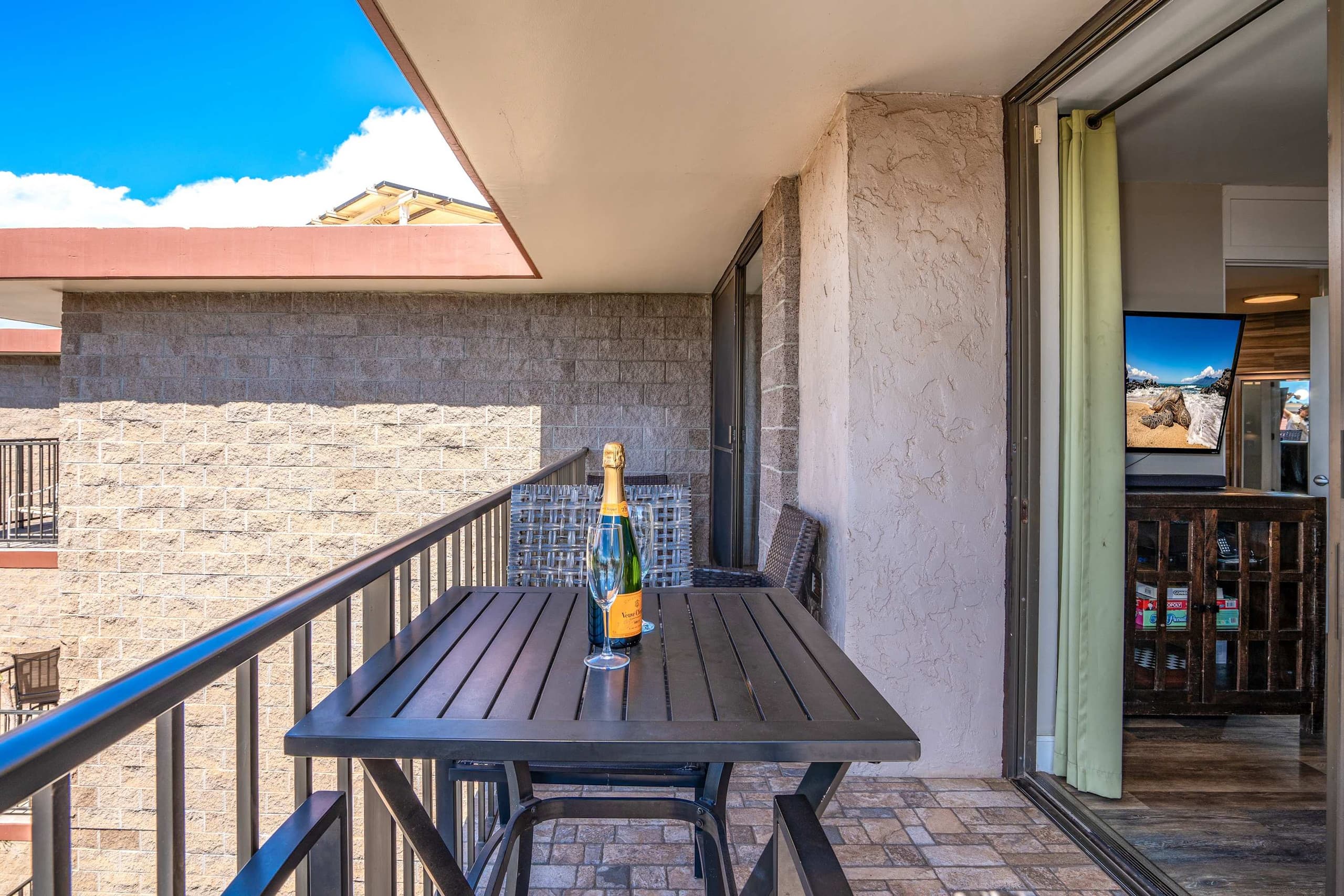 Condo in Kihei · ★4.95 · 1 bedroom · 2 beds · 1 bath - Image 25