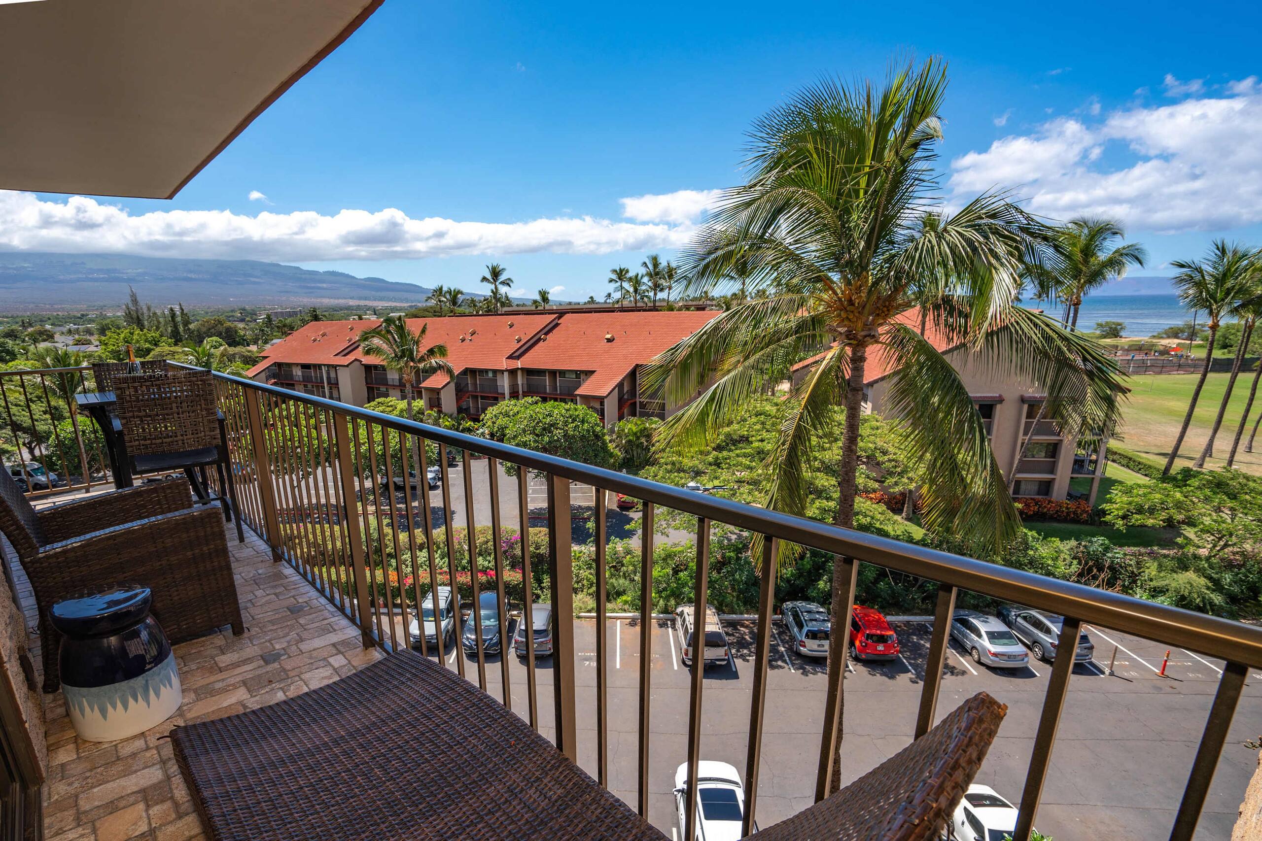 Condo in Kihei · ★4.95 · 1 bedroom · 2 beds · 1 bath - Image 26