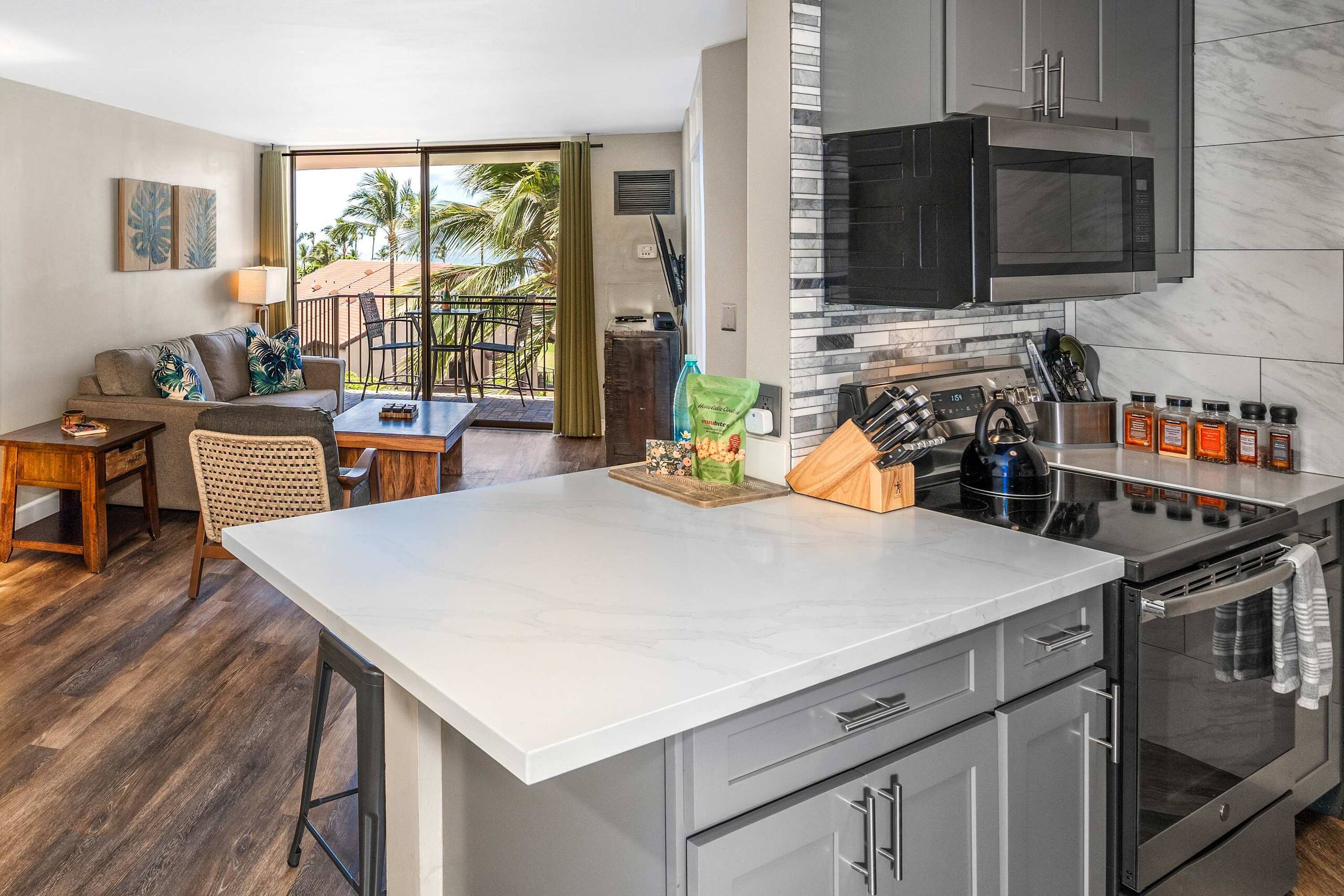 Condo in Kihei · ★4.95 · 1 bedroom · 2 beds · 1 bath - Image 13