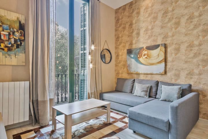 Sweett | Midtown Abello