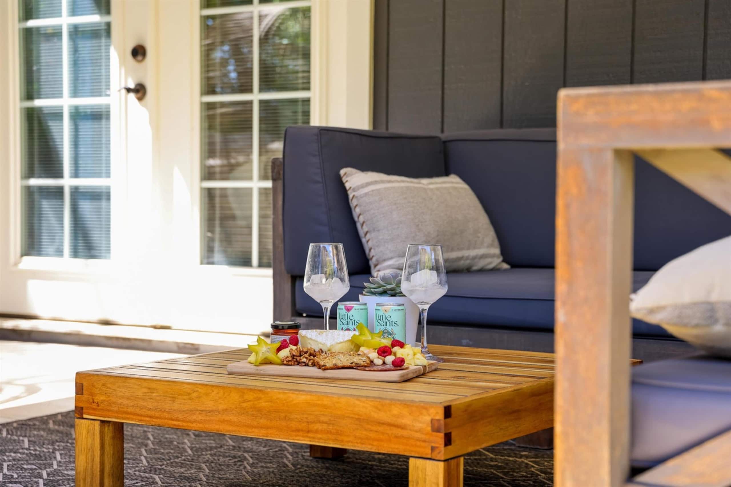 The Blue Door on Church Street | Maui Garden Suite - Image 50