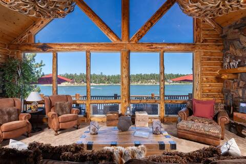 Lakefront Dream Luxury Estate. Private Dock.