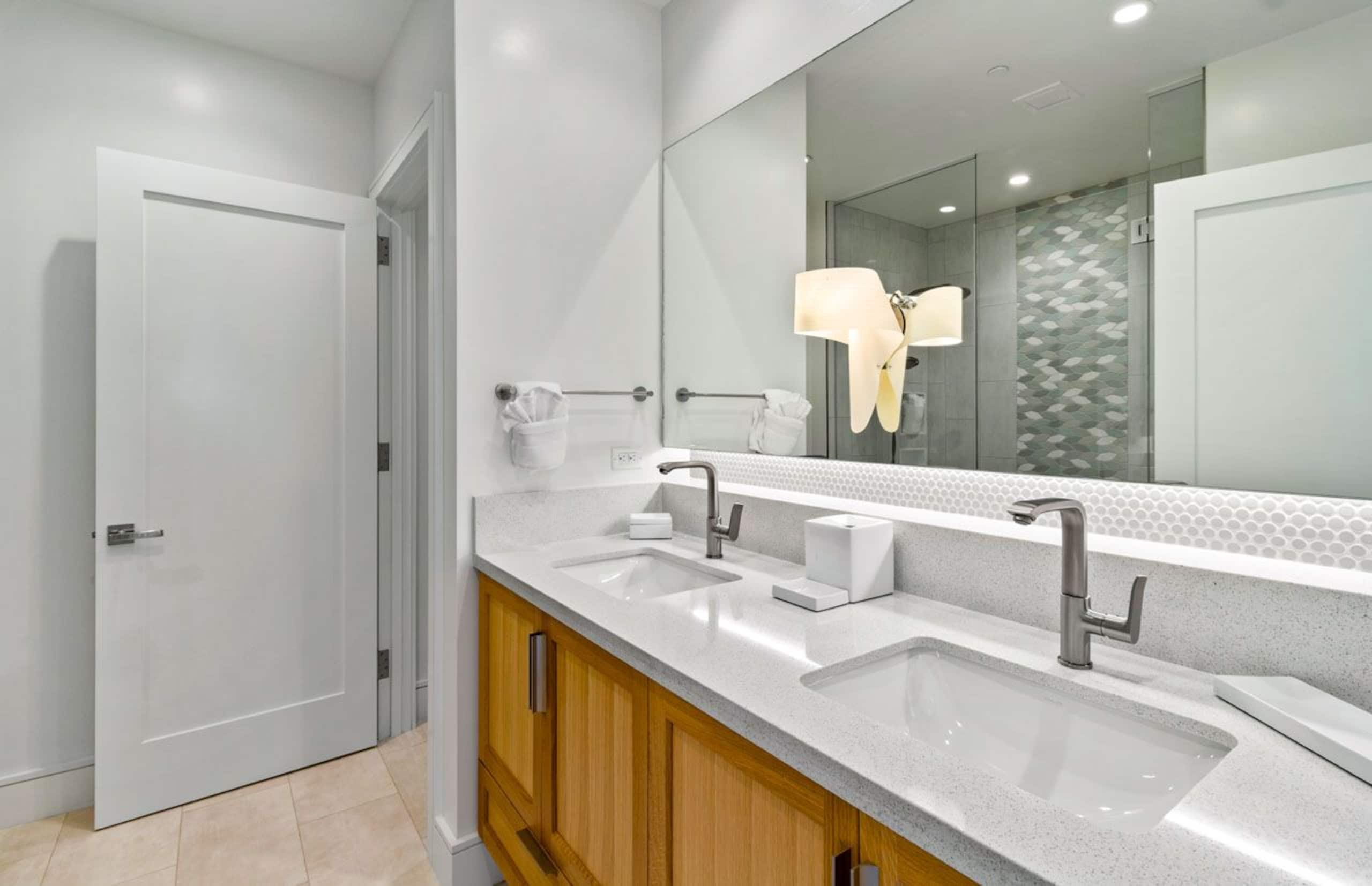 Condo in Lahaina · ★4.91 · 3 bedrooms · 4 beds · 3 baths - Image 22