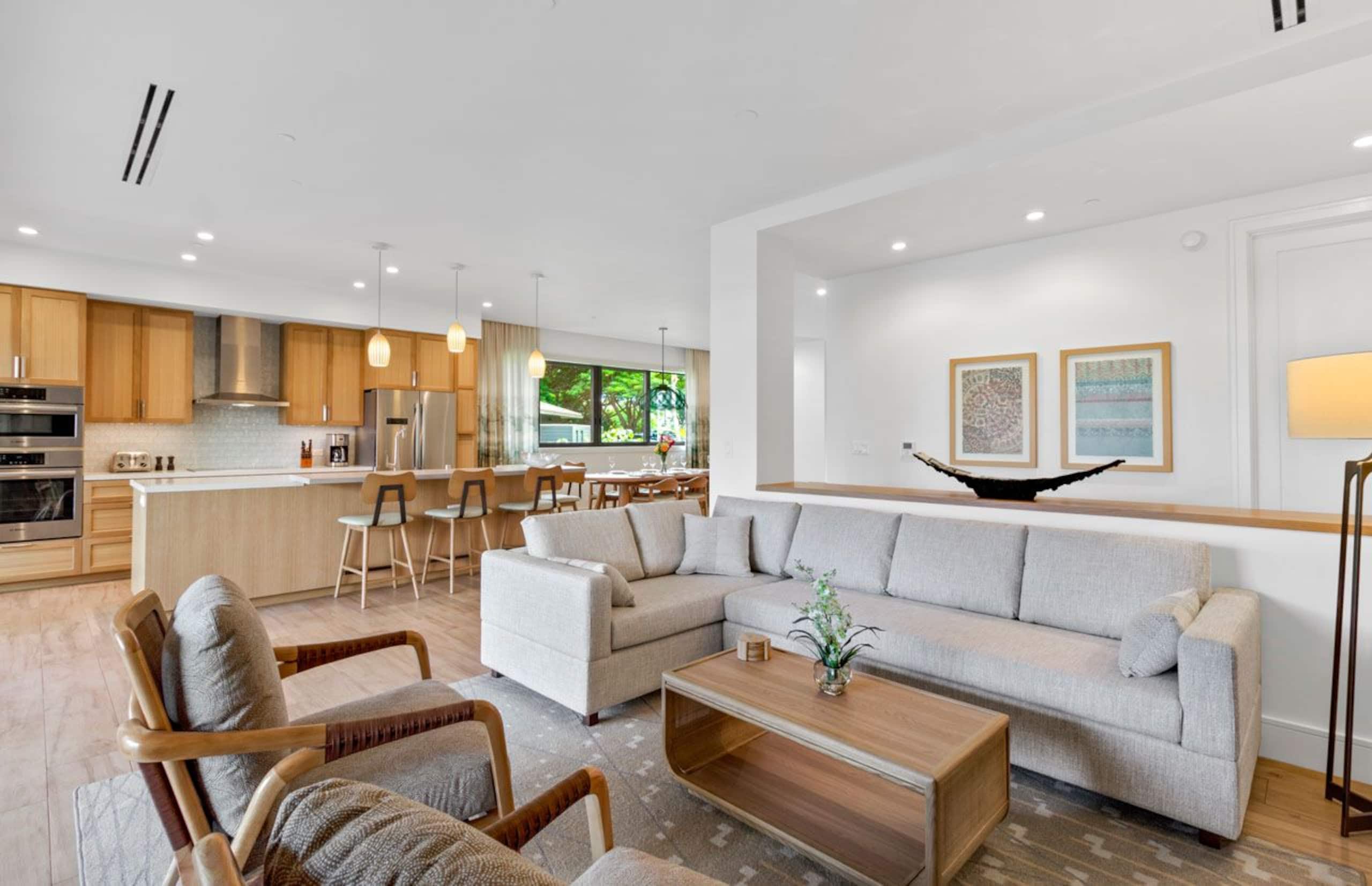 Condo in Lahaina · ★4.91 · 3 bedrooms · 4 beds · 3 baths - Image 13