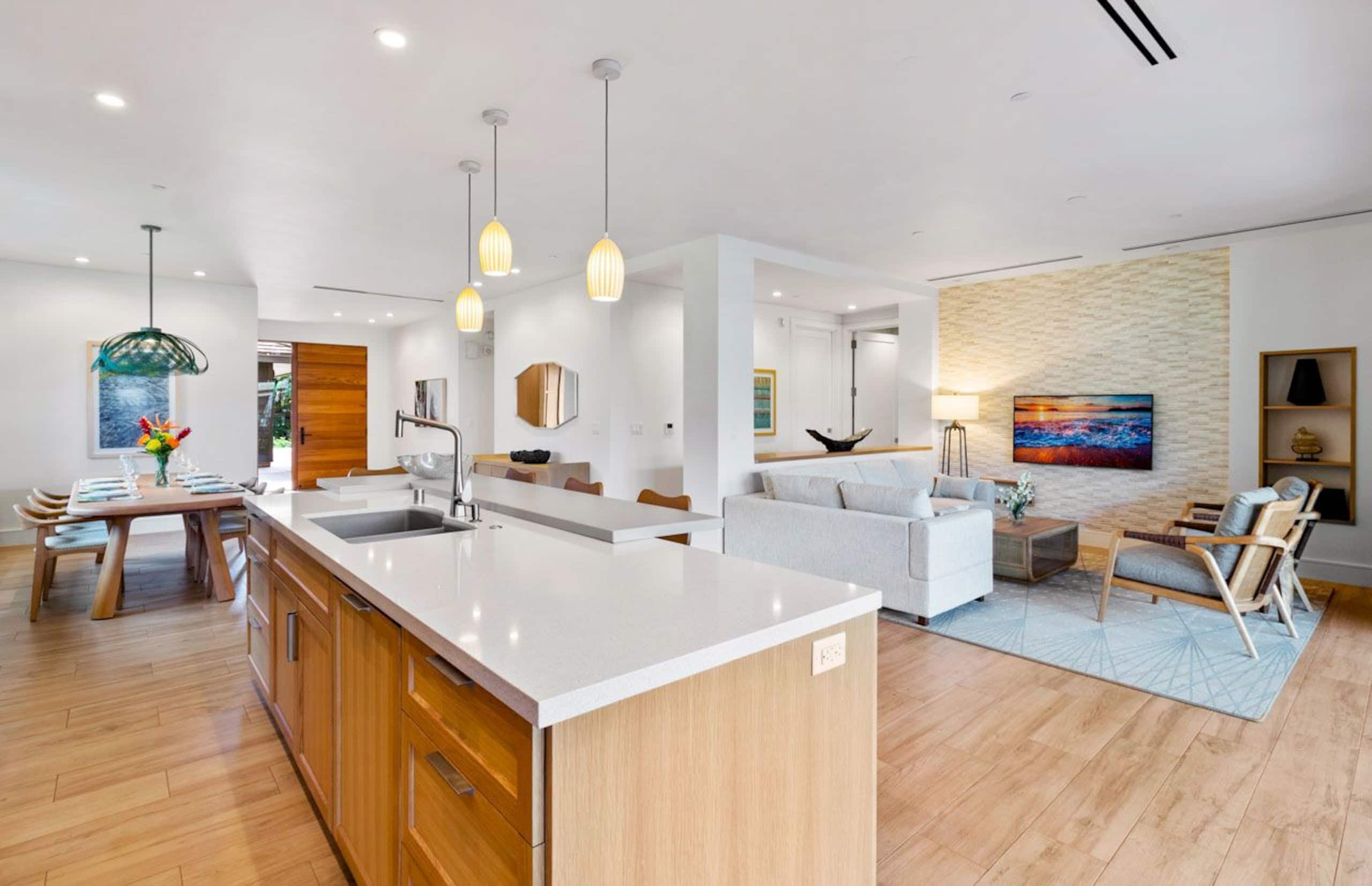 Condo in Lahaina · ★4.91 · 3 bedrooms · 4 beds · 3 baths - Image 4