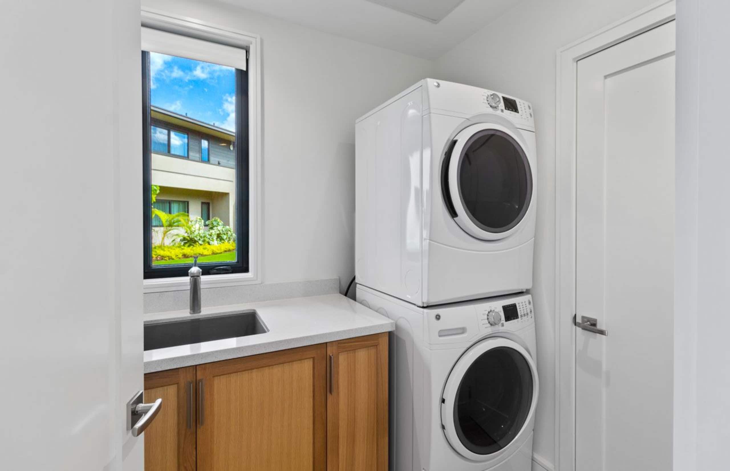 Condo in Lahaina · ★4.91 · 3 bedrooms · 4 beds · 3 baths - Image 14