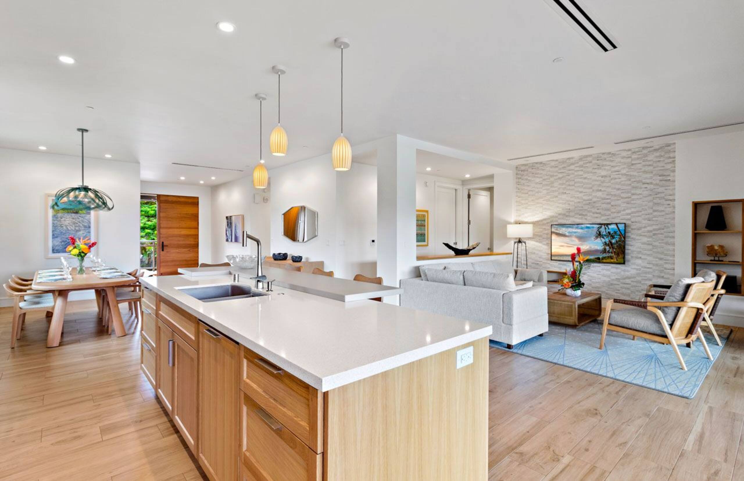 Condo in Lahaina · ★4.75 · 3 bedrooms · 4 beds · 3 baths - Image 3