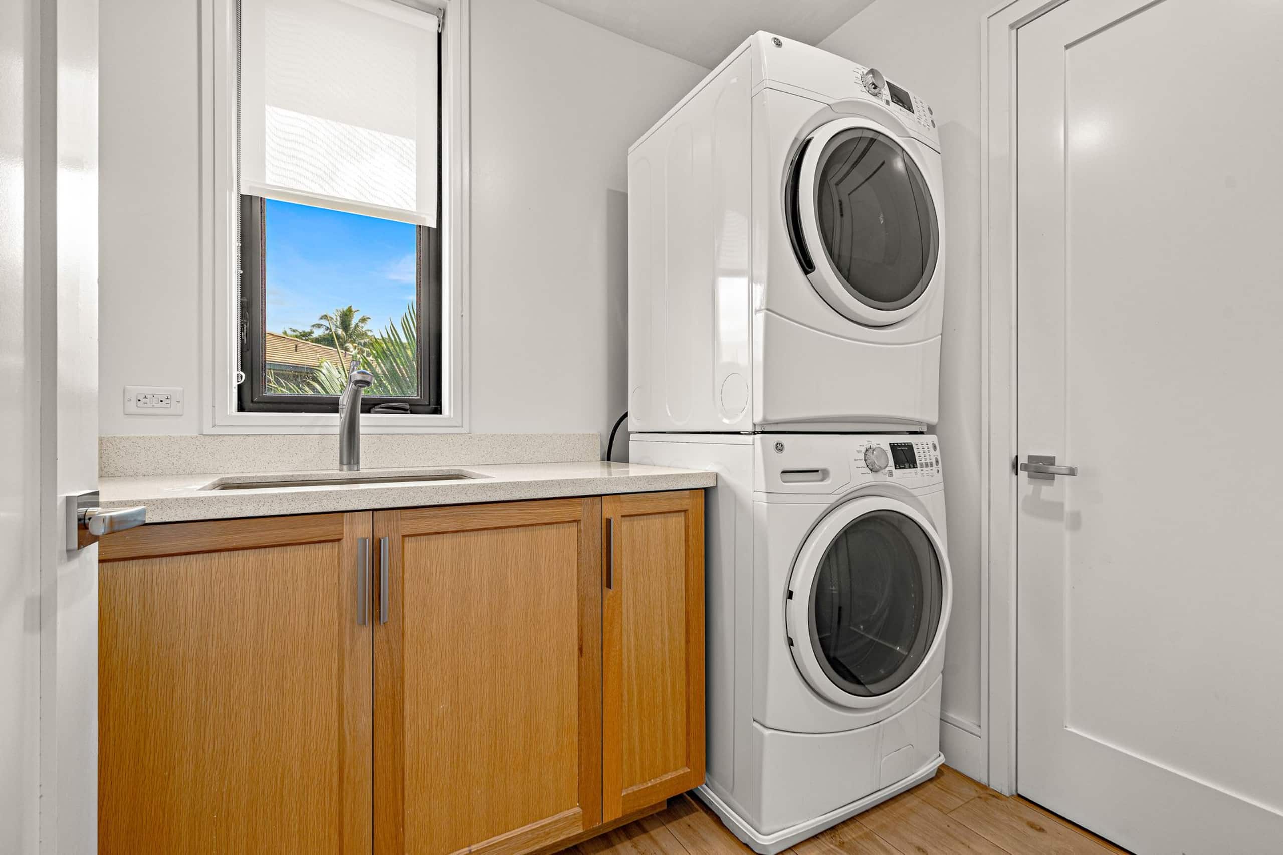 Condo in Lahaina · ★4.75 · 3 bedrooms · 4 beds · 3 baths - Image 30