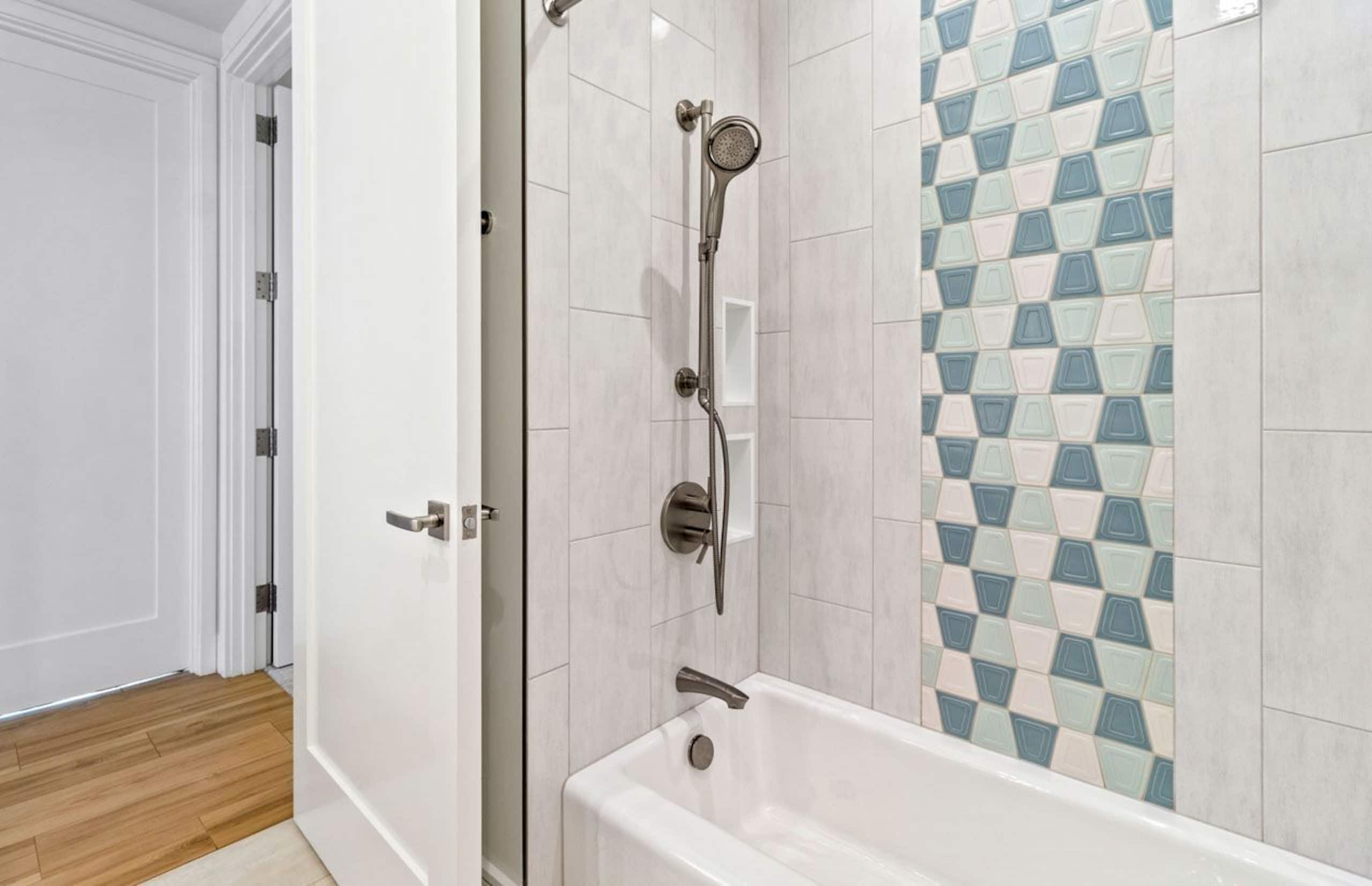 Condo in Lahaina · ★4.75 · 3 bedrooms · 4 beds · 3 baths - Image 28