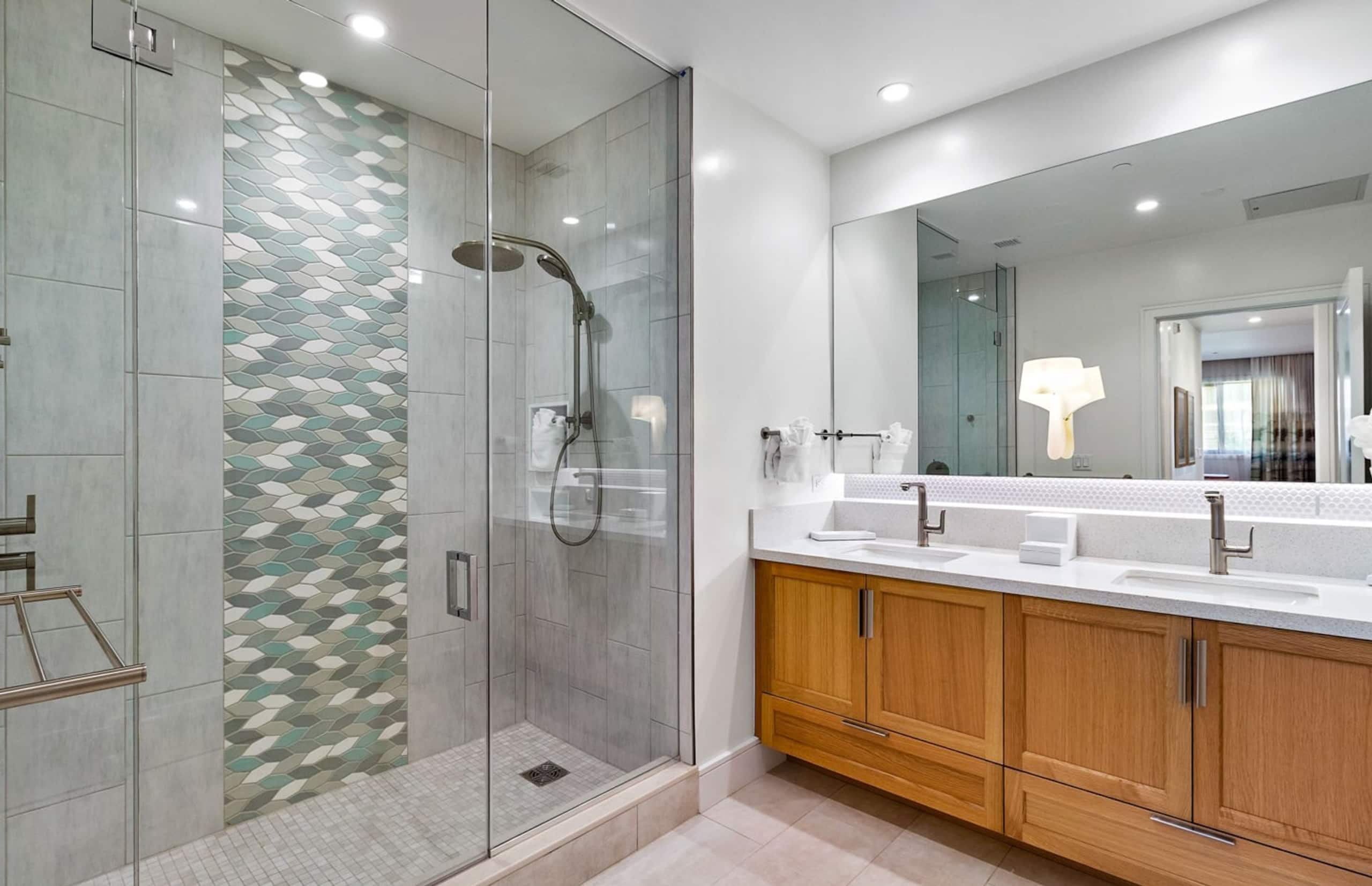 Condo in Lahaina · ★4.91 · 3 bedrooms · 4 beds · 3 baths - Image 14