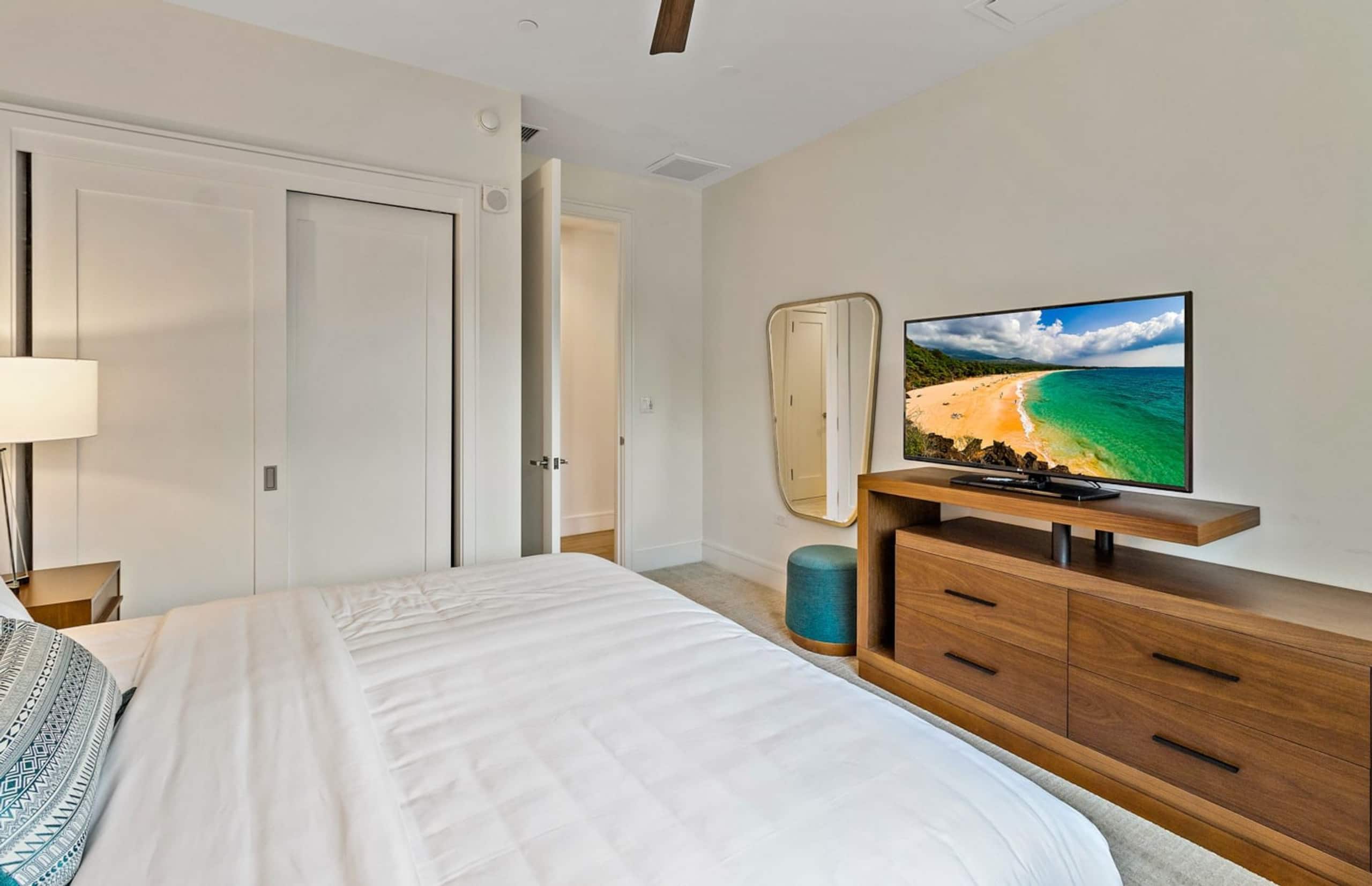 Condo in Lahaina · ★4.91 · 3 bedrooms · 4 beds · 3 baths - Image 21
