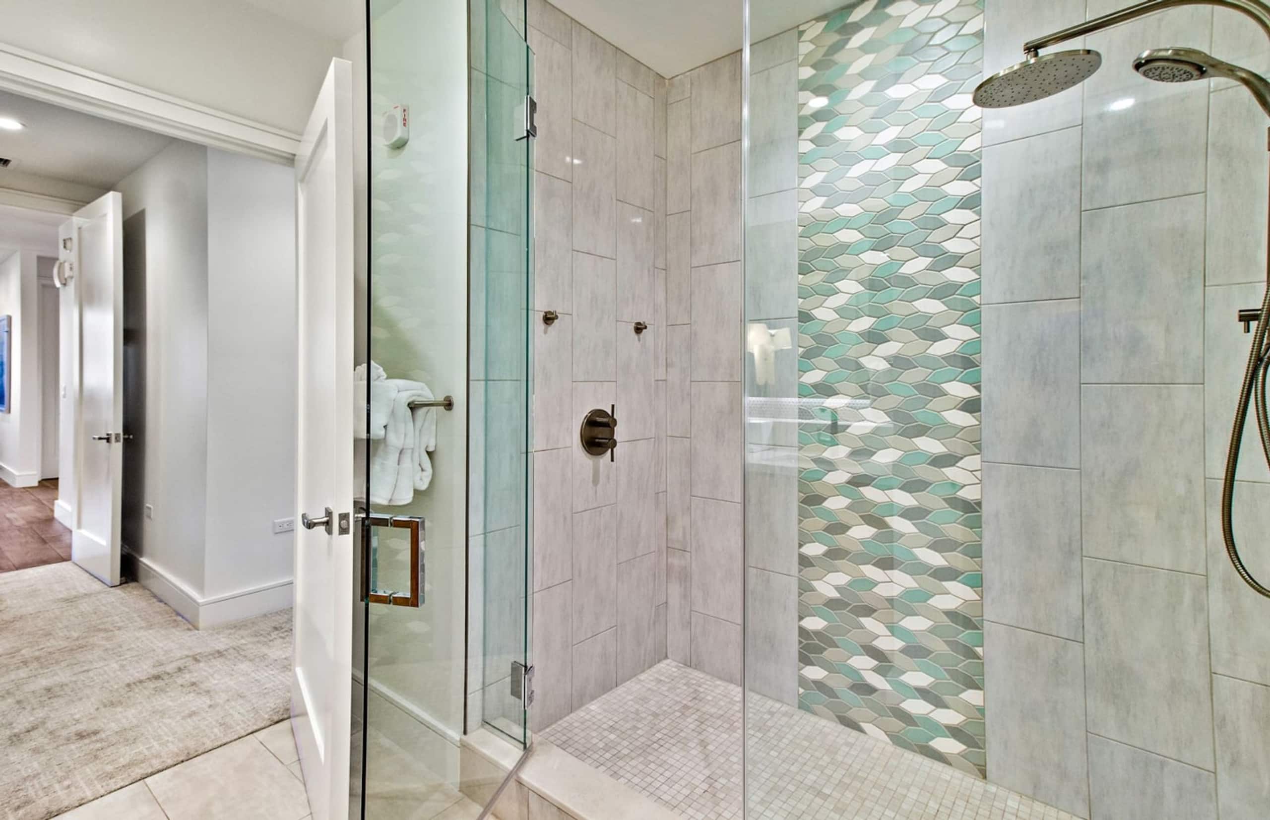 Condo in Lahaina · ★4.91 · 3 bedrooms · 4 beds · 3 baths - Image 19