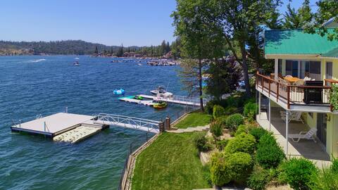 Eagles Nest at Bass Lake by Yosemite w Boat Dock!