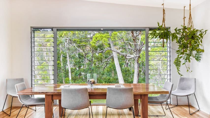 Rainforest Tranquility @ Elizabeth Beach