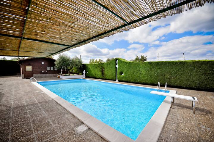 I Cinque Trulli with Swimming Pool and Parking! gallery image 2