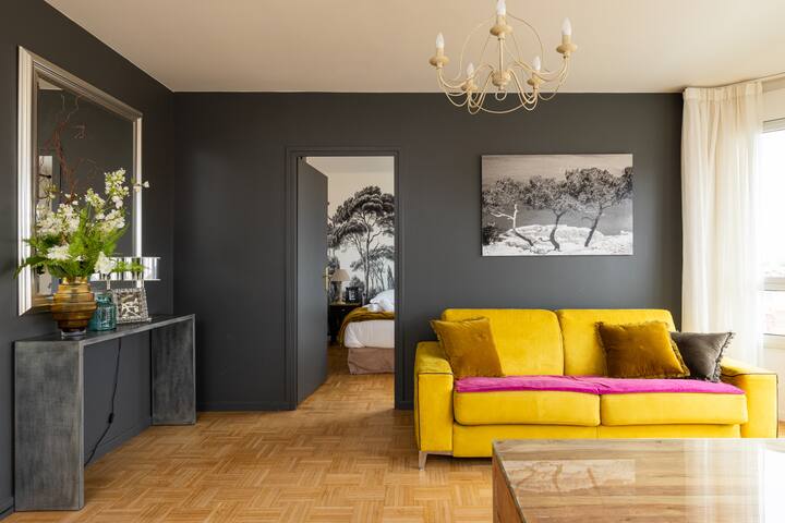 Amis De Paris managed Airbnb listing 2