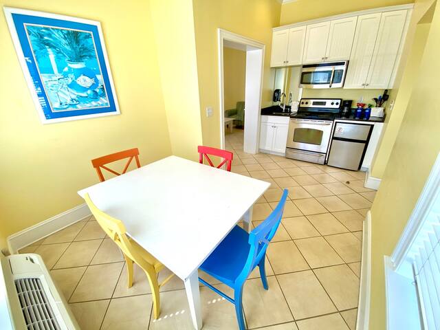 Island Inn Sanibel managed Airbnb listing 2