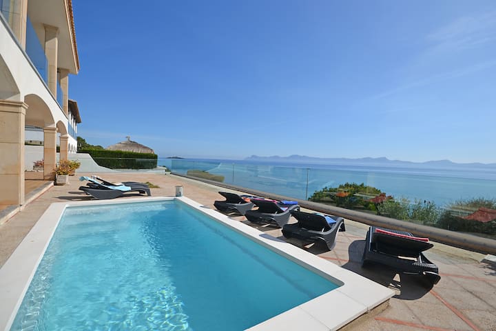 Villasmar managed Airbnb listing 1
