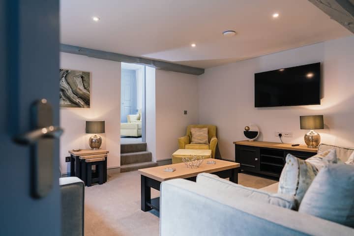 Luxury 4 Bedroom House, 1 Mile From Keswick Town - ケズィック