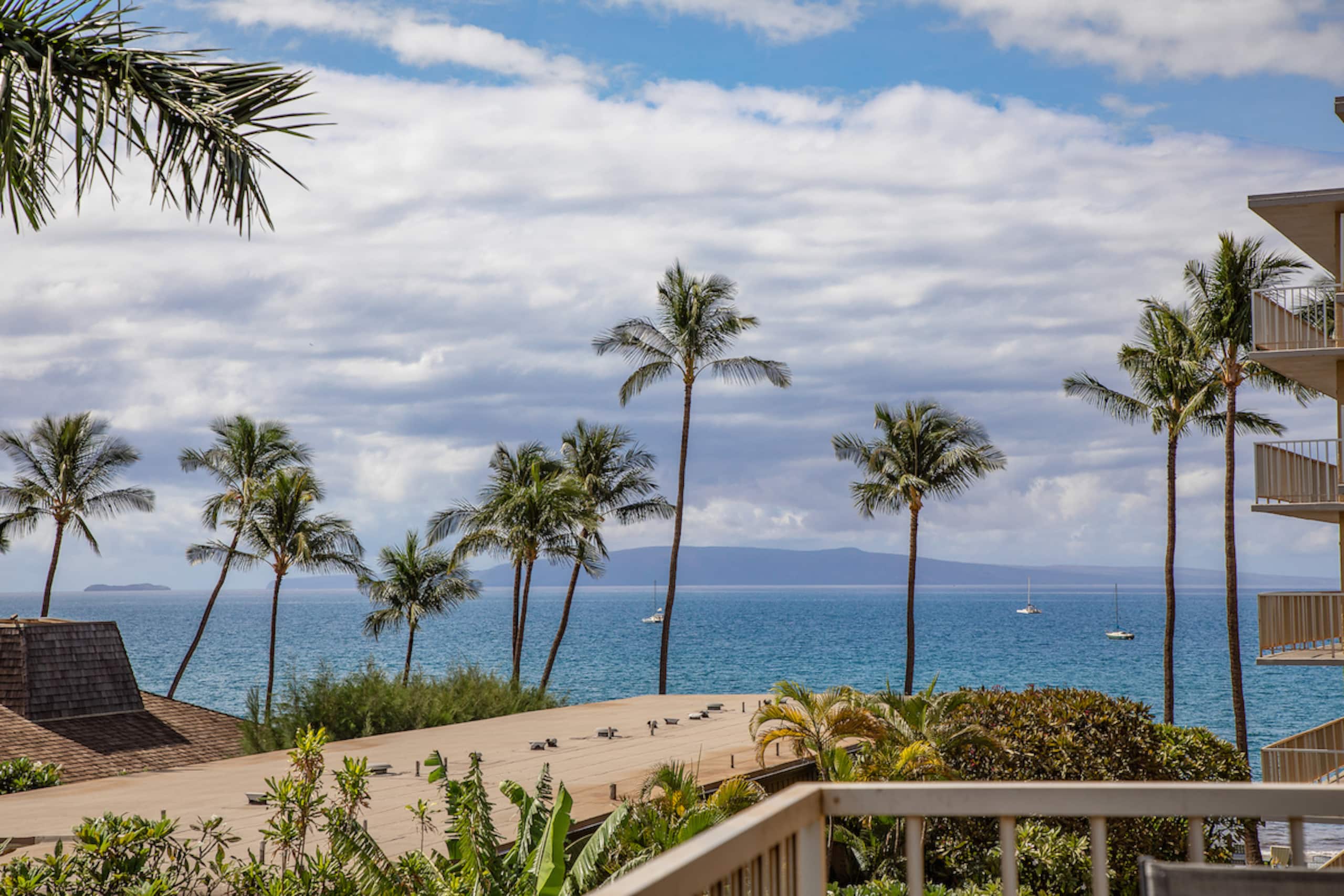 Condo in Kihei · ★4.71 · 1 bedroom · 2 beds · 2 shared baths - Image 17