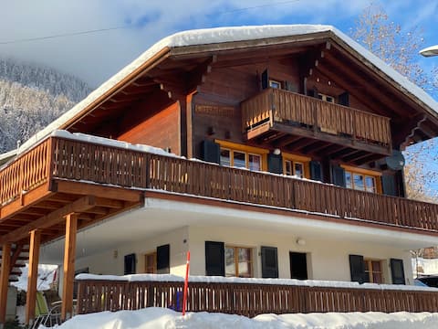 Successful Airbnb property: Chalet Castellani Duplex in Fiesch