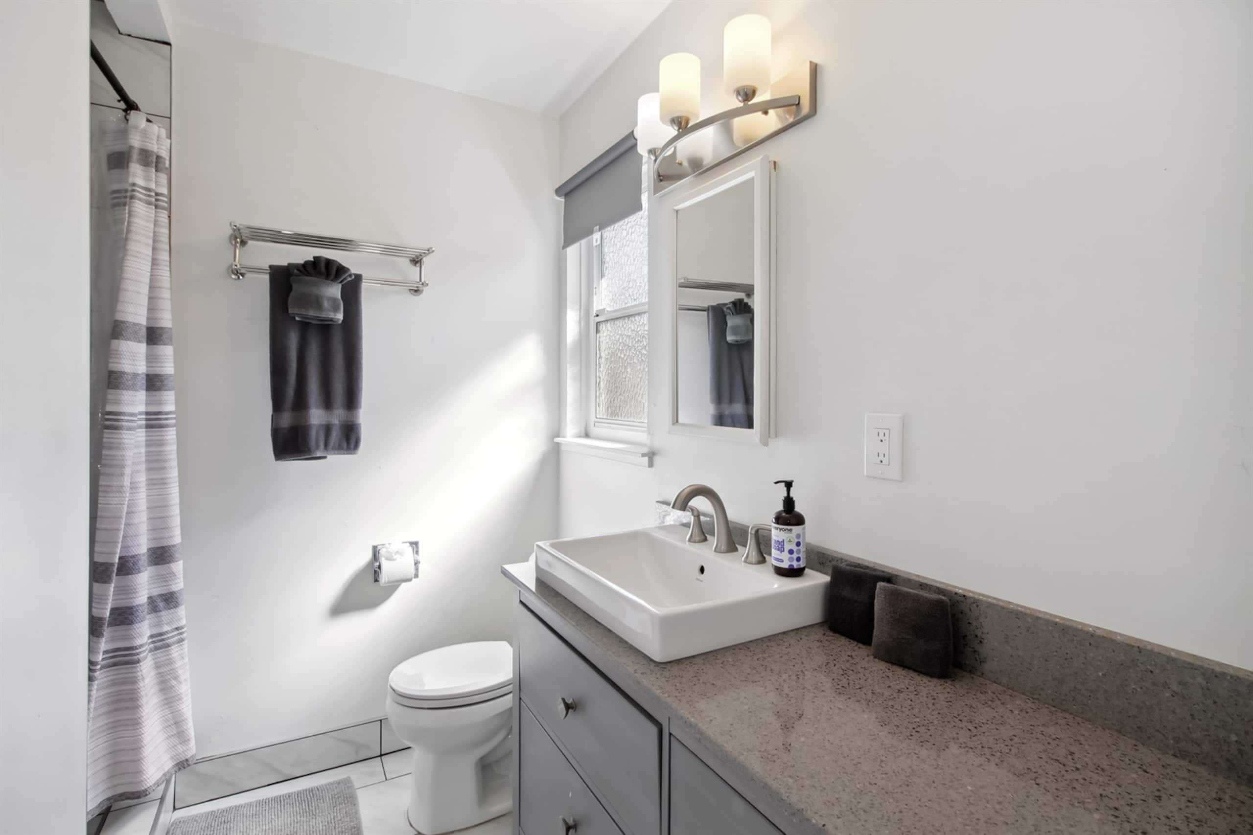Charming 1957 Sacramento Home with Character - Photo 9