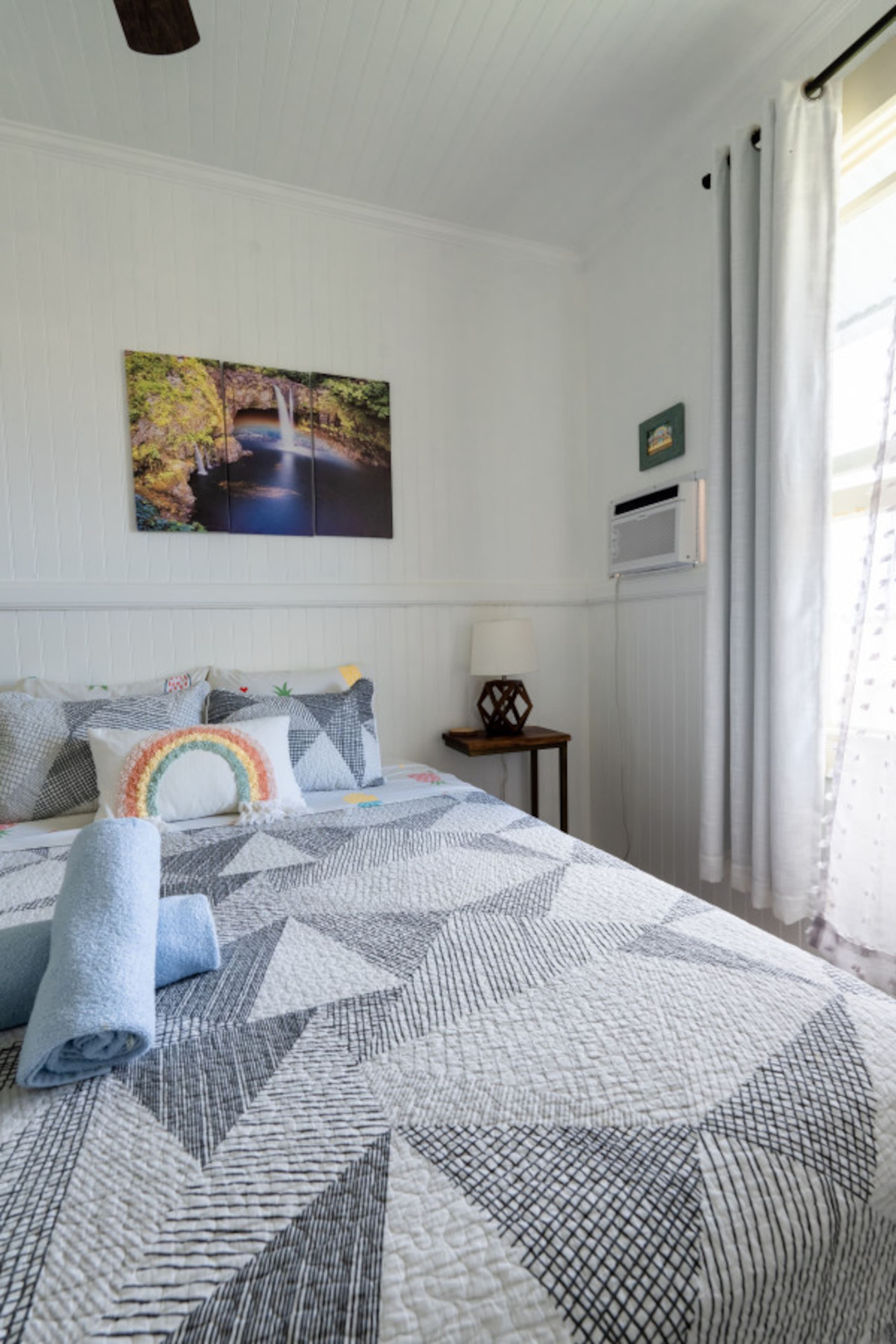 Home in Hilo · ★4.91 · 2 bedrooms · 2 beds · 1 private bath - Image 24