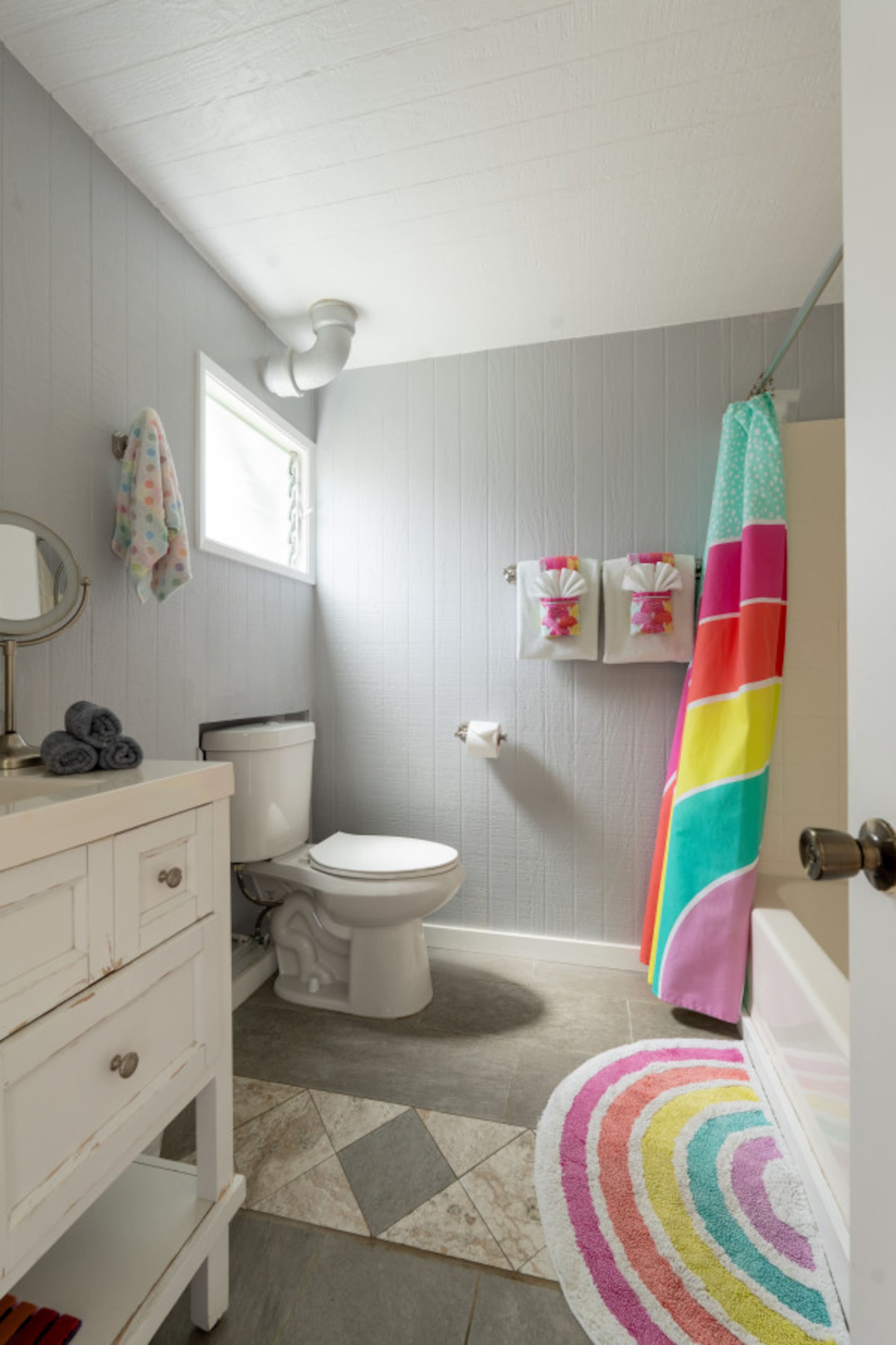 Home in Hilo · ★4.91 · 2 bedrooms · 2 beds · 1 private bath - Image 32