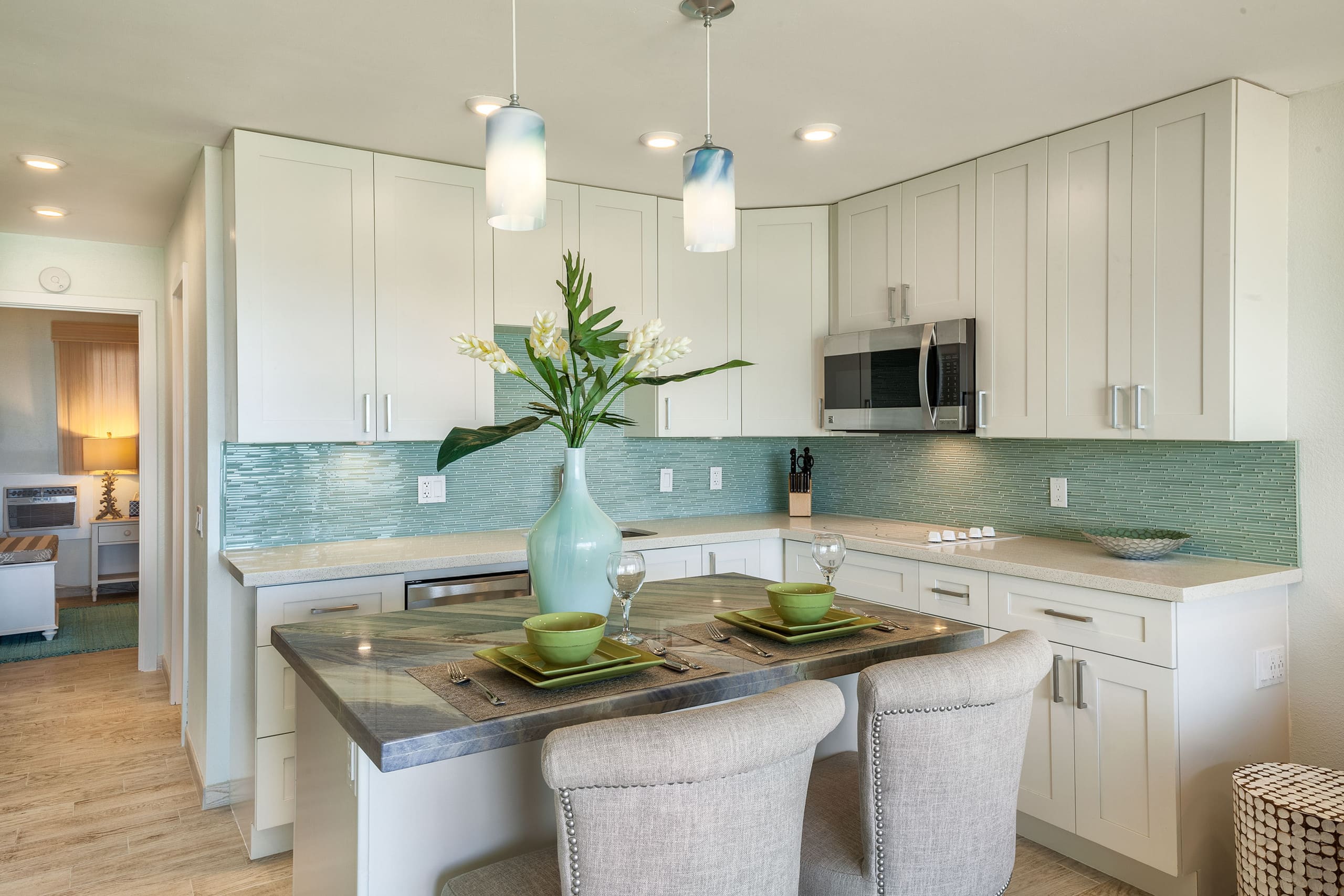 Condo in Lahaina · ★4.85 · 1 bedroom · 2 beds · 1 bath - Image 8