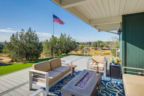 Home w/ Views & Fire Pit, 10 Mi to Aztec Ruins!