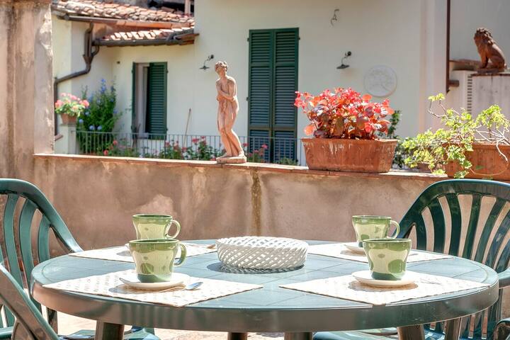 Wonderful Fresco 5 bedrooms Apt gallery image 5