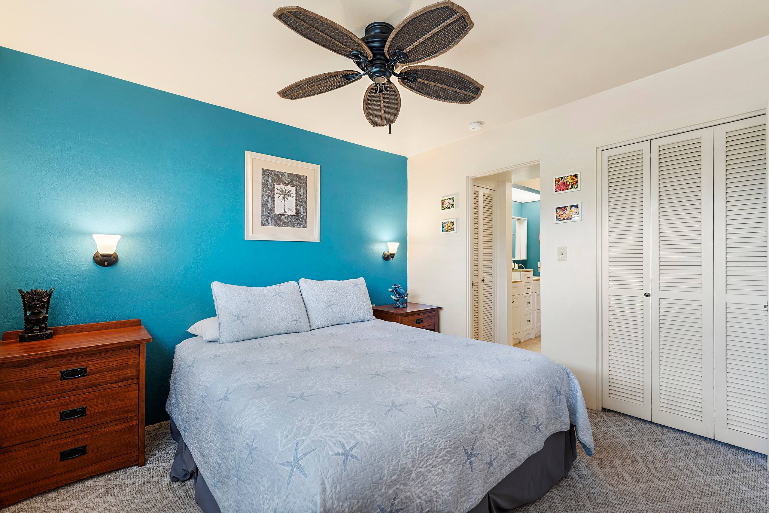 Condo in Kailua-Kona · ★4.58 · 1 bedroom · 2 beds · 1 shared bath - Image 14