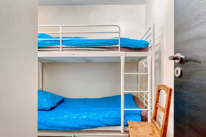 غرفة النوم 2