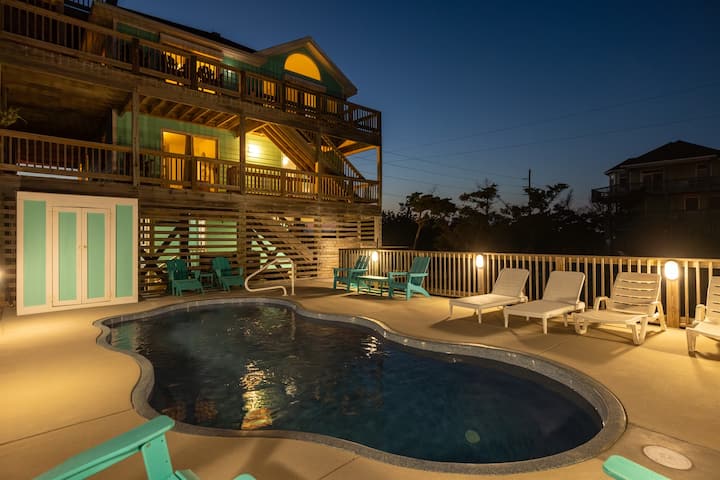Semi-Oceanfront water views  Private Heated now op