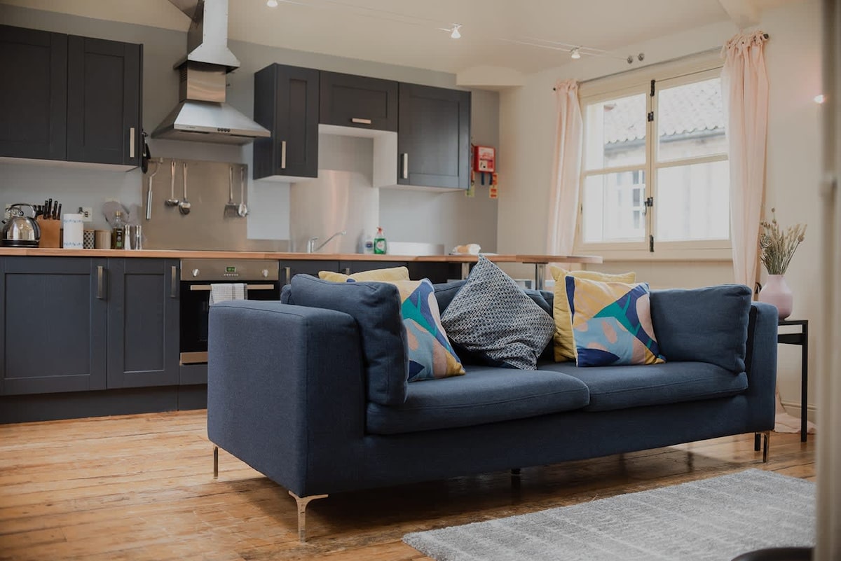 Stylish Apartment Close to City Centre