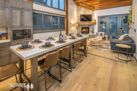 Lush Ski-in/outᨒHome|Wood Fireplace|Walk to Resort