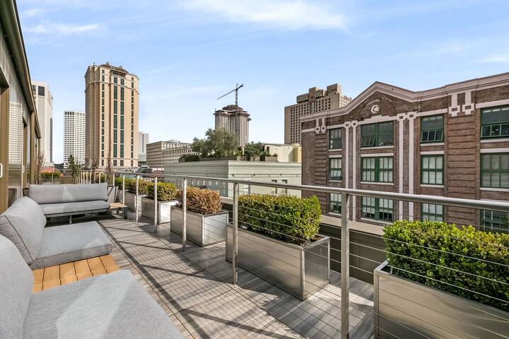 Large Living Area + Spacious Private Terrace!