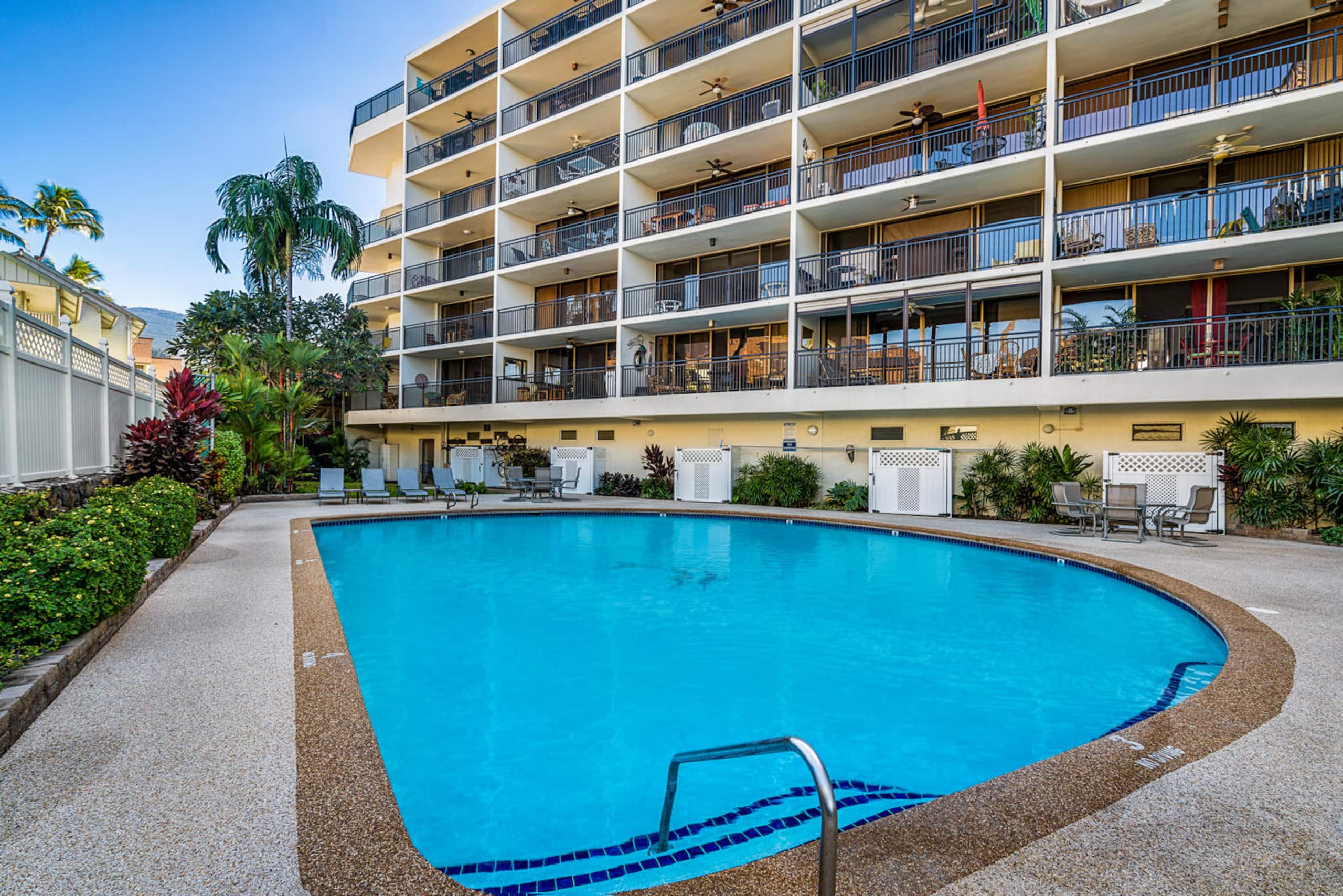 Condo in Kailua-Kona · ★4.9 · 1 bedroom · 2 beds · 2 baths - Image 31