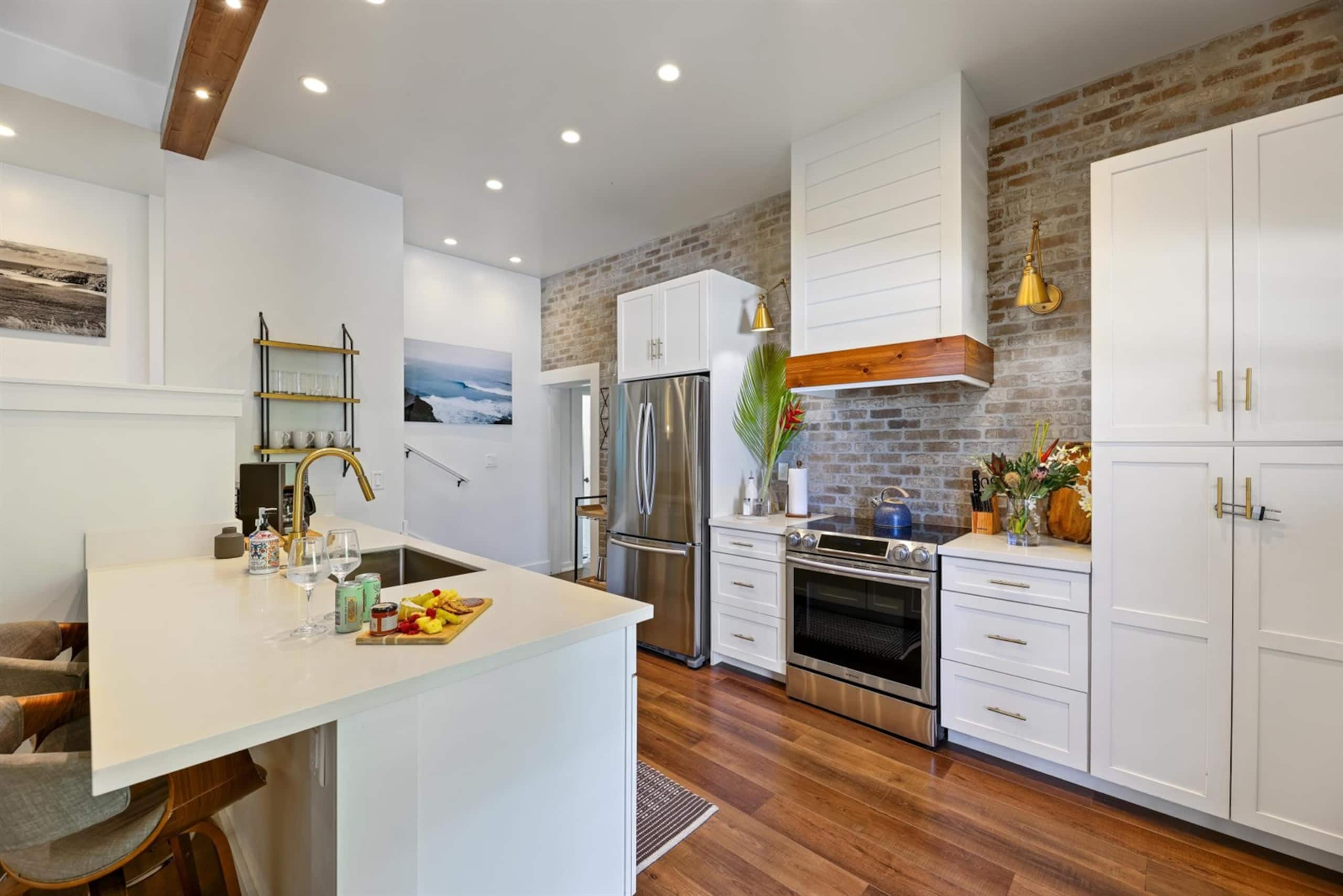 Home in Wailuku · ★5.0 · 4 bedrooms · 7 beds · 3 baths - Image 51