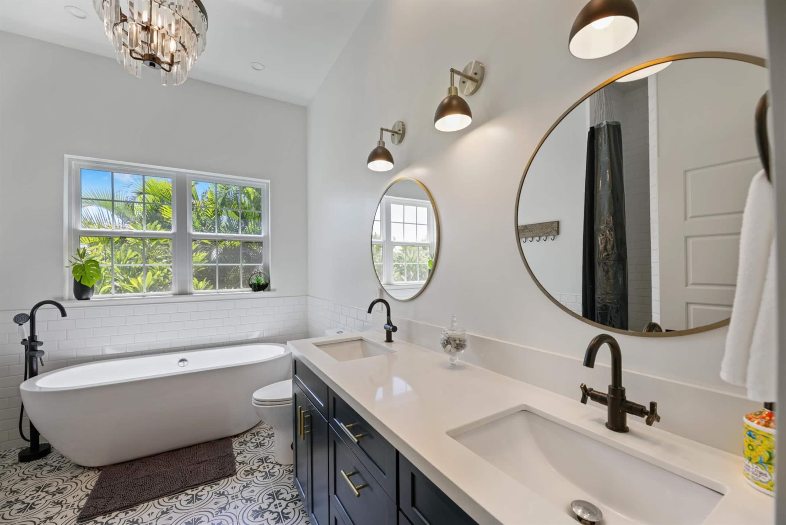 Home in Wailuku · ★5.0 · 4 bedrooms · 7 beds · 3 baths - Image 67
