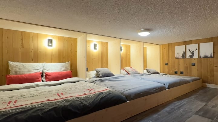 Habitación 2 tipo refugio 1 cama de 140 cm y 3 camas de 90 cm