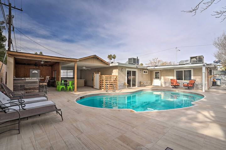 Home w/ Private Pool – Near Las Vegas Strip! gallery image 2