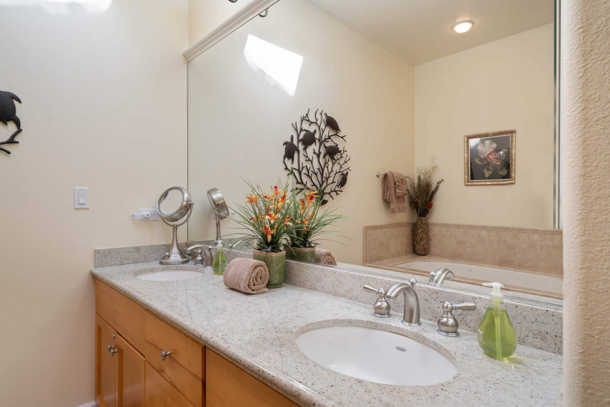 Townhouse in Waimea · ★4.96 · 3 bedrooms · 4 beds · 2.5 baths - Image 16
